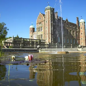  Hostel Madingley Hall